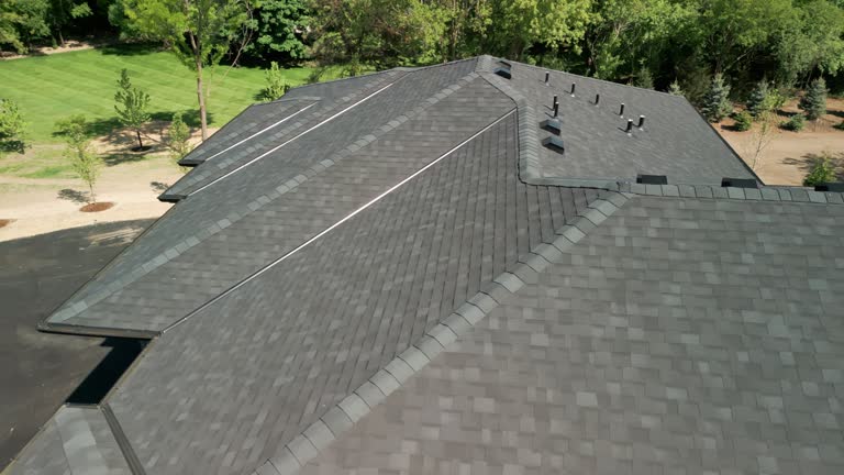 Best Roof Inspection  in Tioga, TX